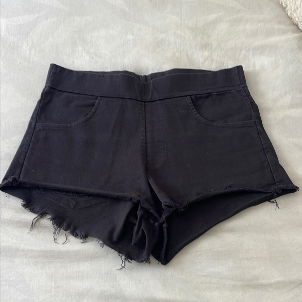 Good  hYOUman Black Cutoff’s